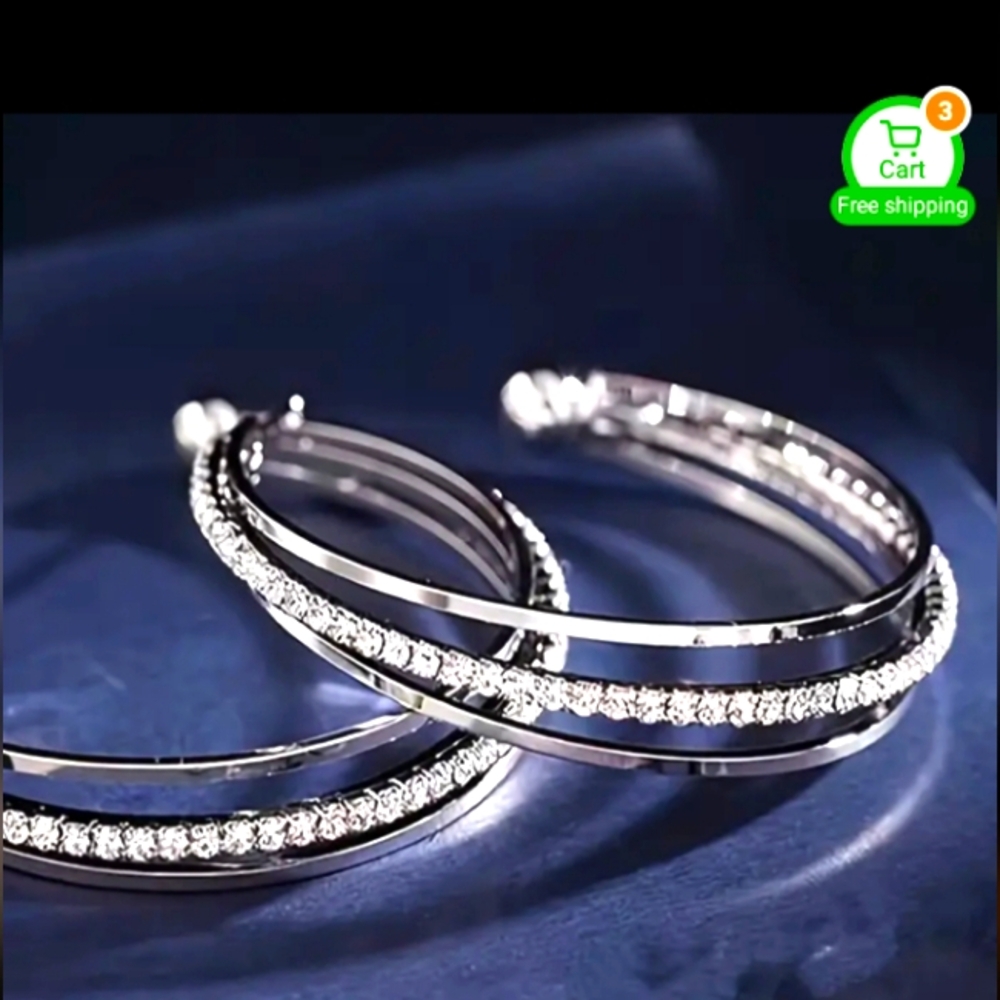 Vintage Zinc Alloy Triple-Hoop Earrings with Rhinestone Detailing